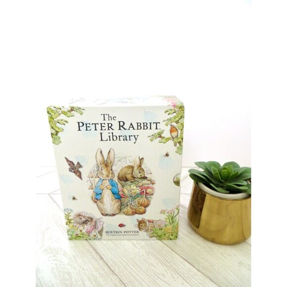 NEW! 2016 The Peter Rabbit Library 12 Book Box Set Beatrix Potter Hardcover - Picture 1 of 6